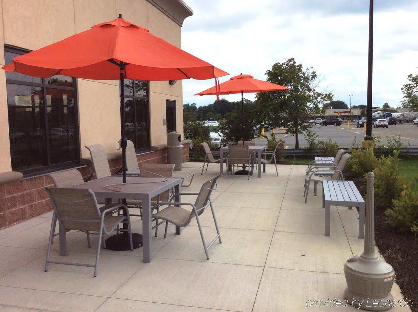 Hampton Inn Butler Exterior photo